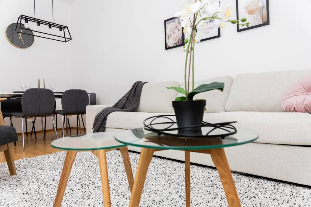 Appartement Orestaliving - 2br On The Danube Canal